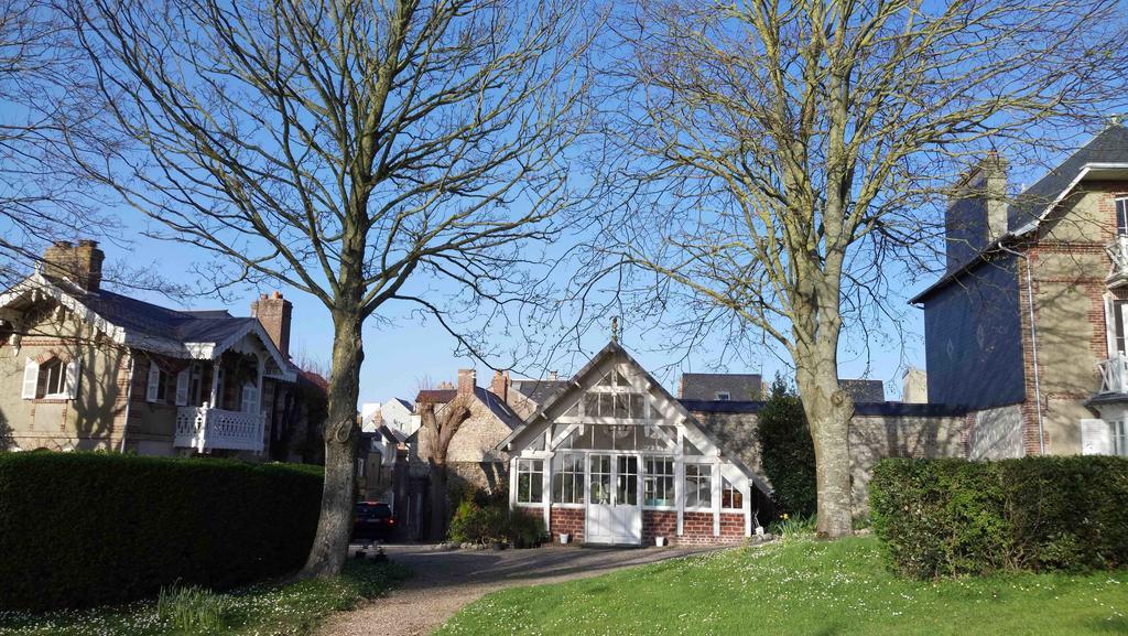 Villa Les Graves Villerville Exterior foto