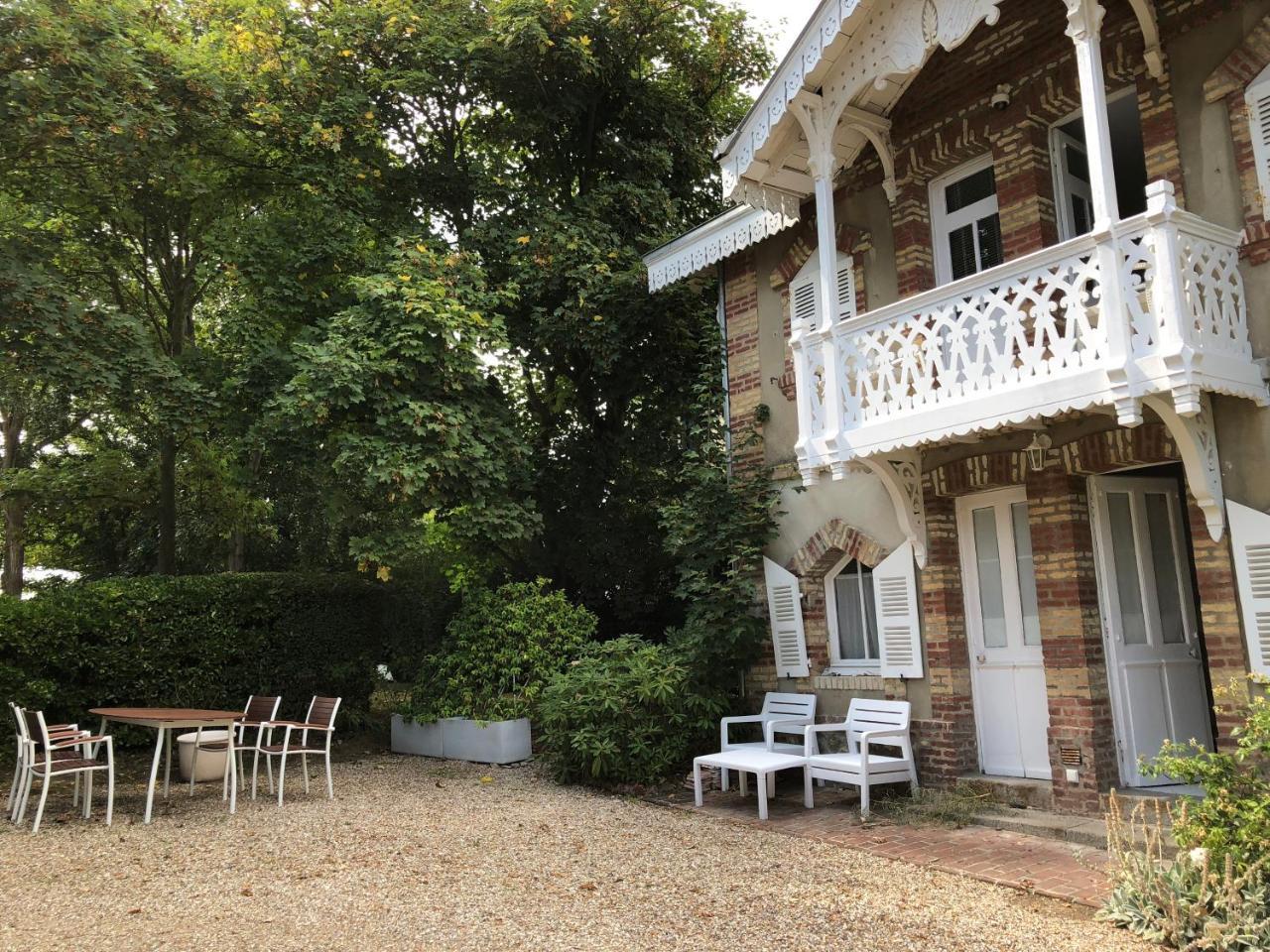 Villa Les Graves Villerville Exterior foto